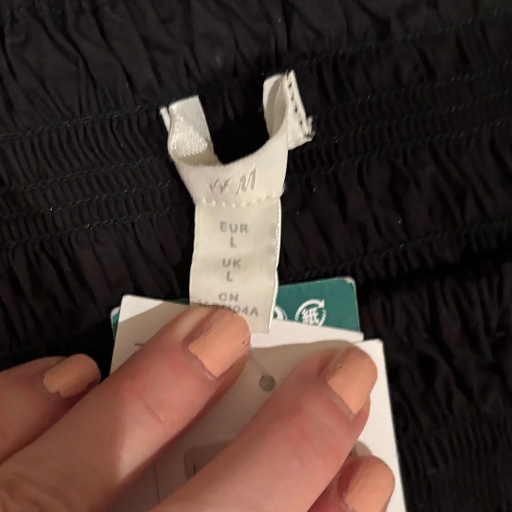 H&M Black Textured Dress - Picture 4 of 7